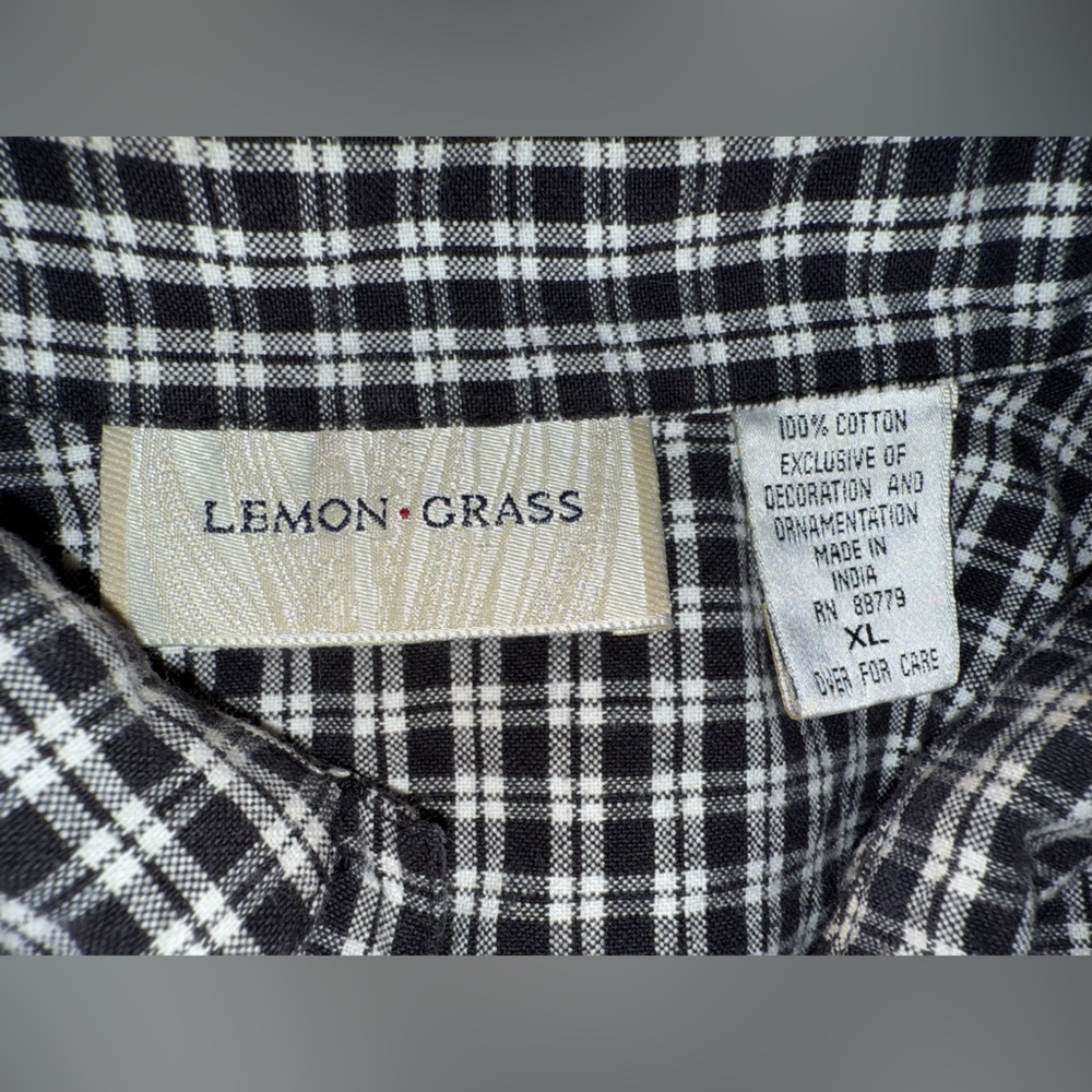Vintage Black and‎ White Plaid Christmas Shirt- Size XL - Picture 9 of 9